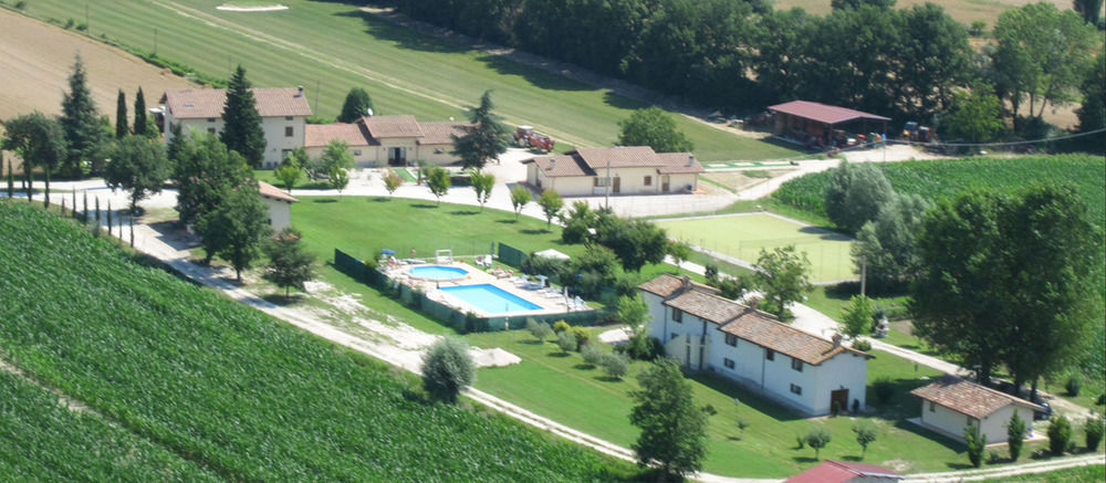 Agriturismo Casella Del Piano Gubbio Exterior foto